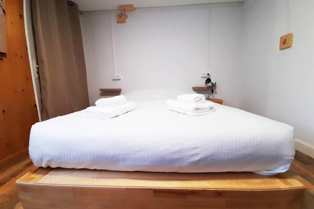 ⁂⁂Duplex Cledicihome Renovated! Quiet Area // 2 Steps From The Center / Private Parking⁂⁂ Gérardmer Buitenkant foto